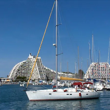 公寓 Port Athena By Interhome *