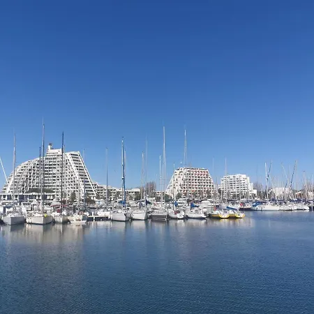 Port Athena By Interhome 公寓