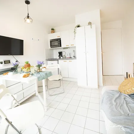 Apartman Port Athena By Interhome